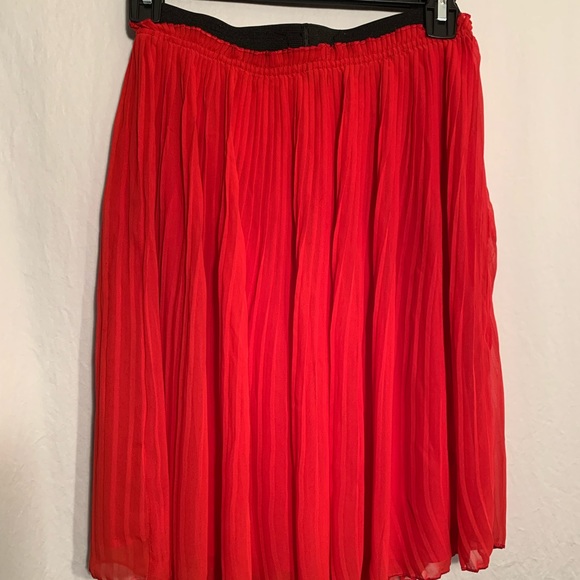 WOMENS MEDIUM ELASTIC WAIST 23-30 RED POLY LINED PLEATED XXI SKIRT - Picture 5 of 5